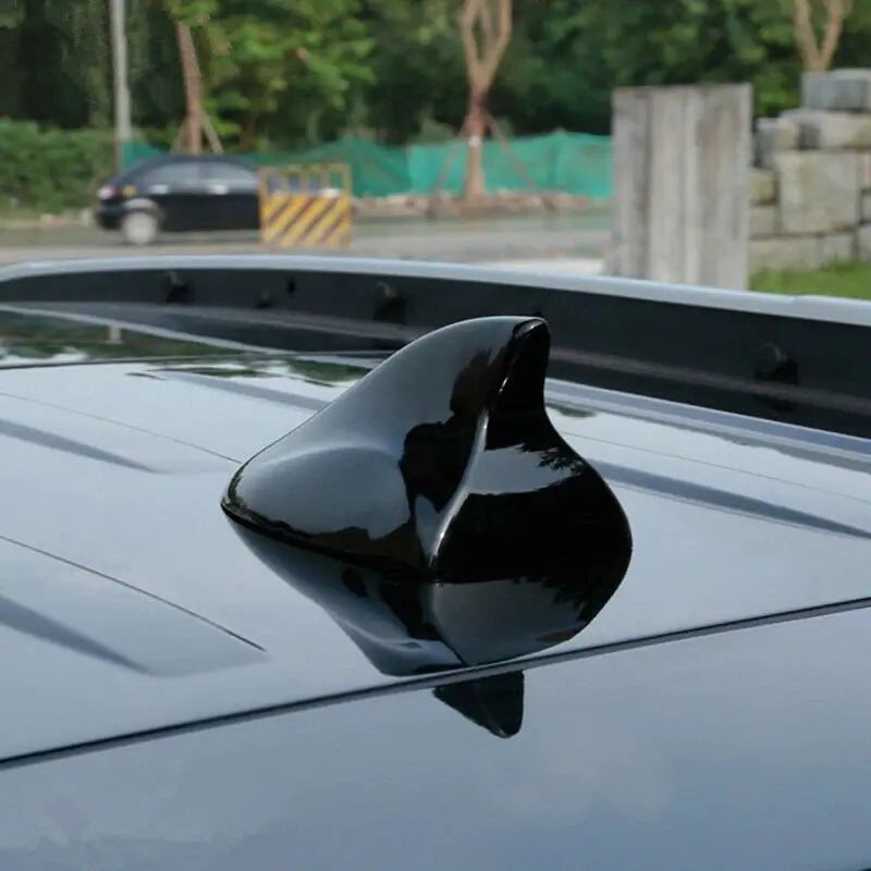 Shark Fin Antenna for Car Roof with Signal Reception